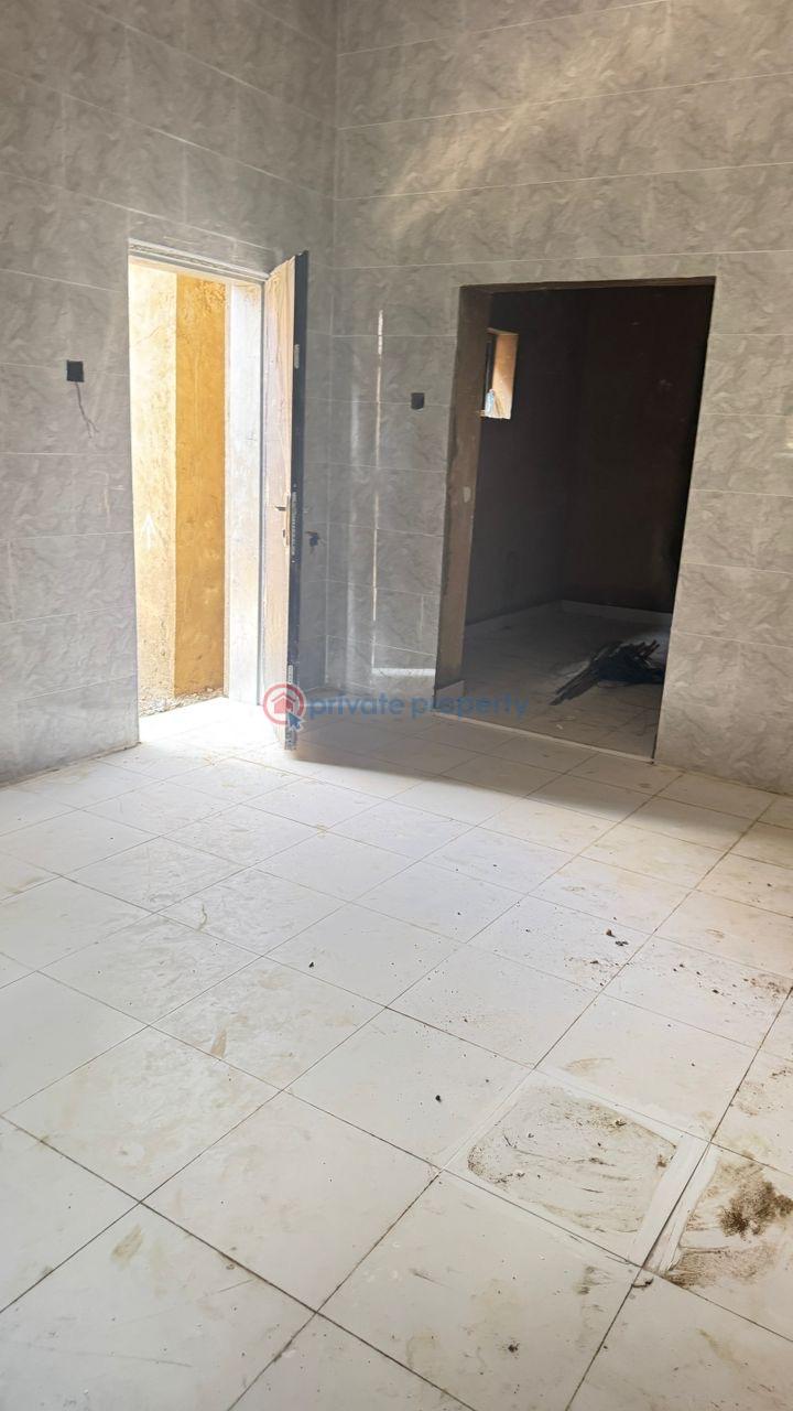 5 bedroom House For Sale Gaduwa Abuja Phase 2  - 4