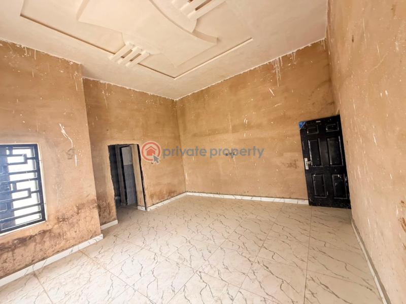 5 bedroom Detached Duplex For Sale Galadimawa Abuja Phase 3  - 2