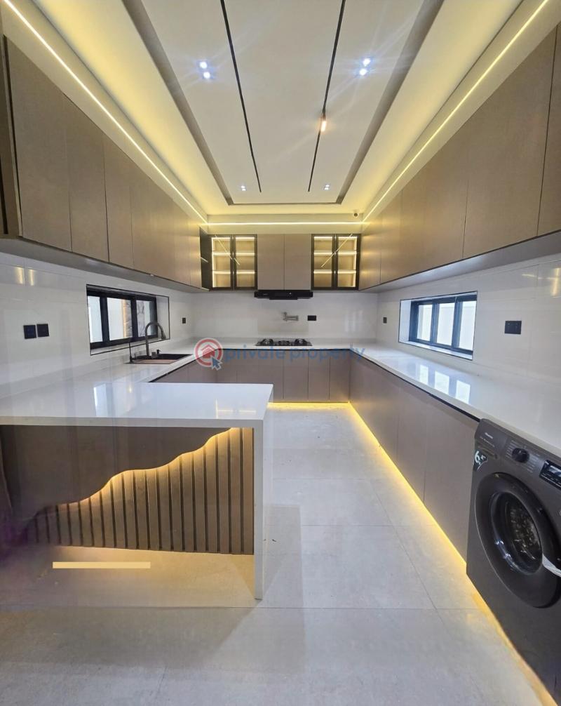 5 bedroom Detached Duplex For Sale Lekki Phase 1 Lagos - 4