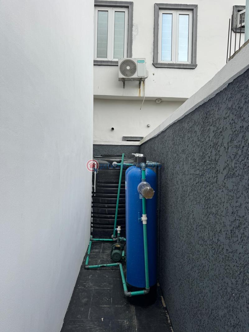 5  bedroom detached duplex  with a bq for sale‼️‼️ - 12 5 bedroom Detached Duplex For Sale Ikota Lekki Lagos - 12