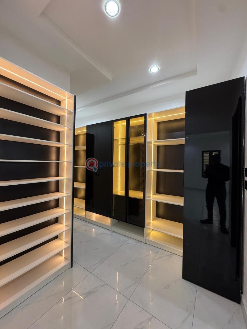 5  bedroom detached duplex  with a bq for sale‼️‼️ - 8 5 bedroom Detached Duplex For Sale Ikota Lekki Lagos - 8