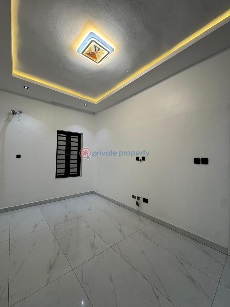 5  bedroom detached duplex  with a bq for sale‼️‼️ - 6 5 bedroom Detached Duplex For Sale Ikota Lekki Lagos - 6