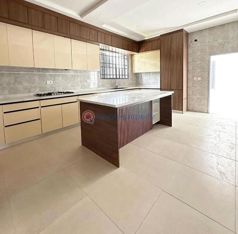 5 bedroom Detached Duplex For Sale Wuye Abuja Phase 2  - 2