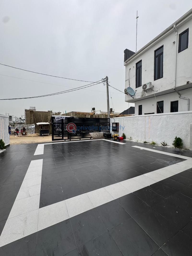 5 bedroom Detached Duplex For Sale Ikota Lekki Lagos - 17
