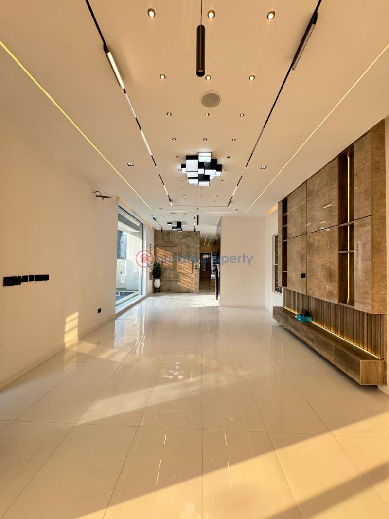 5 bedroom Detached Duplex For Sale Lekki Phase 1 Lagos - 1