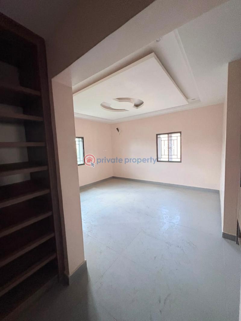 5 bedroom Detached Duplex For Sale Gaduwa Abuja Phase 2  - 3