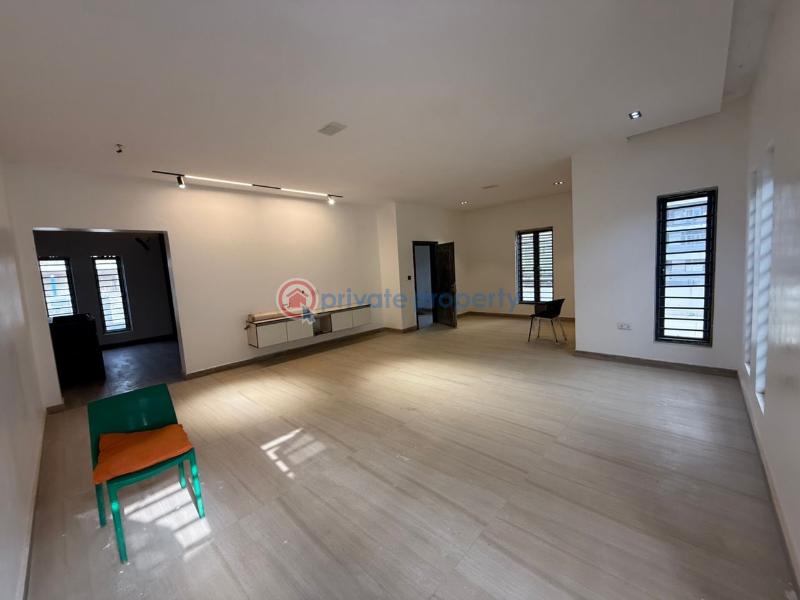 5 bedroom Detached Duplex For Sale Wuye Abuja Phase 2  - 2