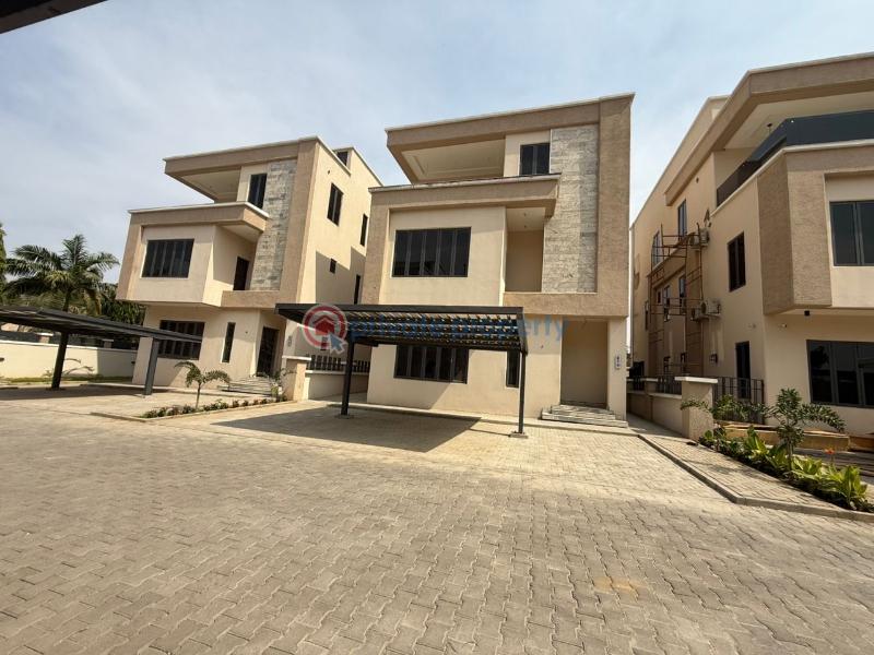 5 bedroom Detached Duplex For Sale Zone 1-7 Abuja Phase 1  - 0