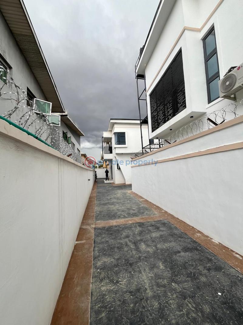 5 bedroom Detached Duplex For Sale Oko Oba Agege Lagos - 10