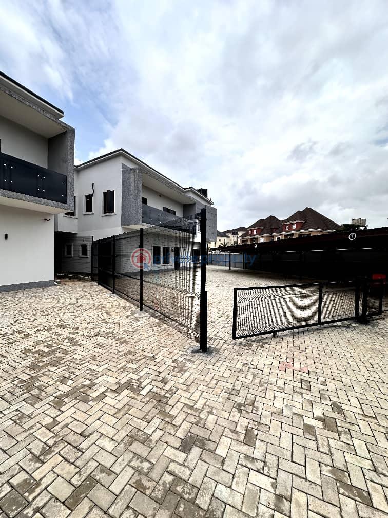 5 bedroom detached duplex with b.q - 12 5 bedroom Detached Duplex For Sale Jahi Abuja Phase 2  - 12