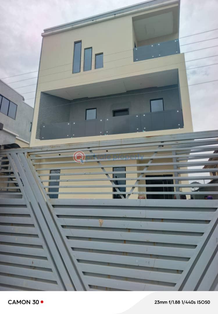 5 bedroom Detached Duplex For Sale Phase 2 Magodo Kosofe/Ikosi Lagos