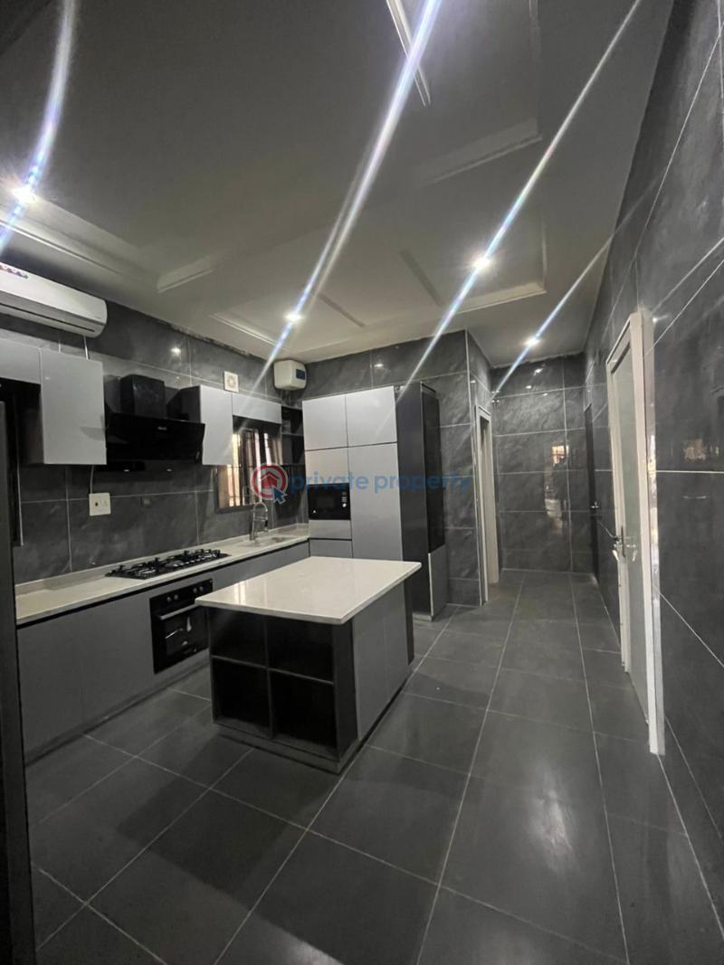 5 bedroom Detached Duplex For Sale Guzape Abuja Phase 1  - 2