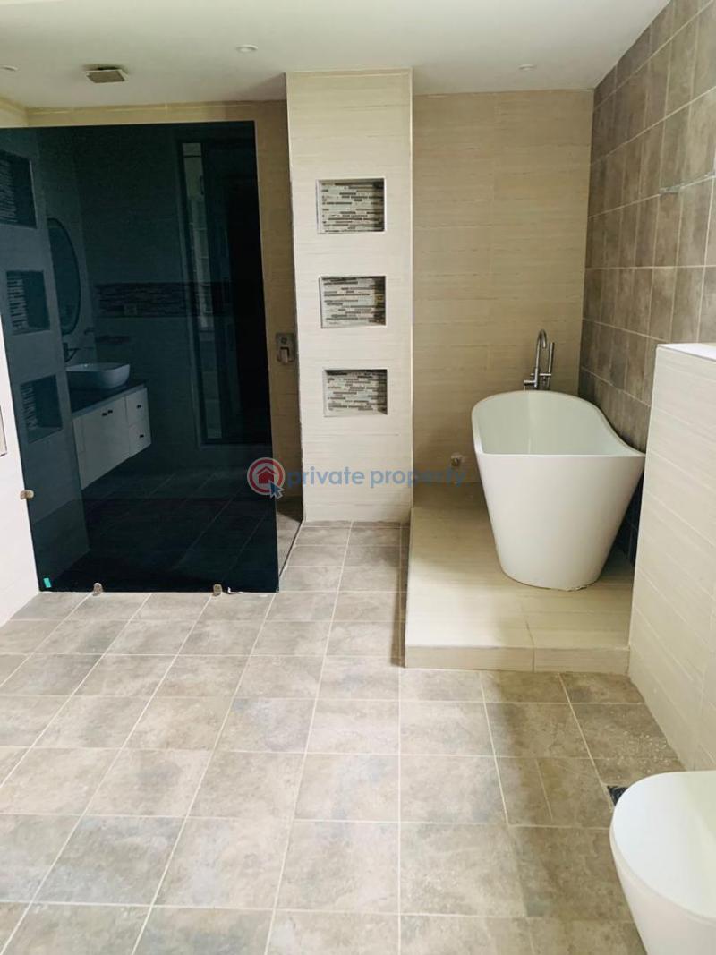 5 bedroom Detached Duplex For Sale In A Lovely Secures Estate Osapa Lekki Lagos - 2