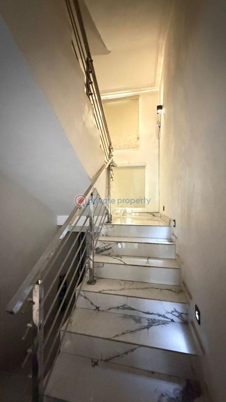 5 bedroom Detached Duplex For Sale Guzape Abuja Phase 1  - 4
