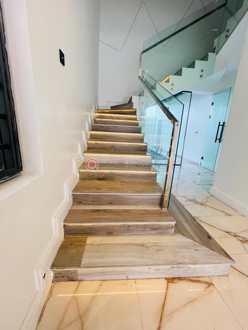 5 bedroom Detached Duplex For Sale Chevron Lekki Lagos - 5