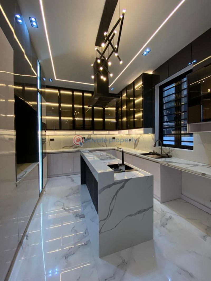 5 bedroom Detached Duplex For Sale Lekki Phase 1 Lagos - 2