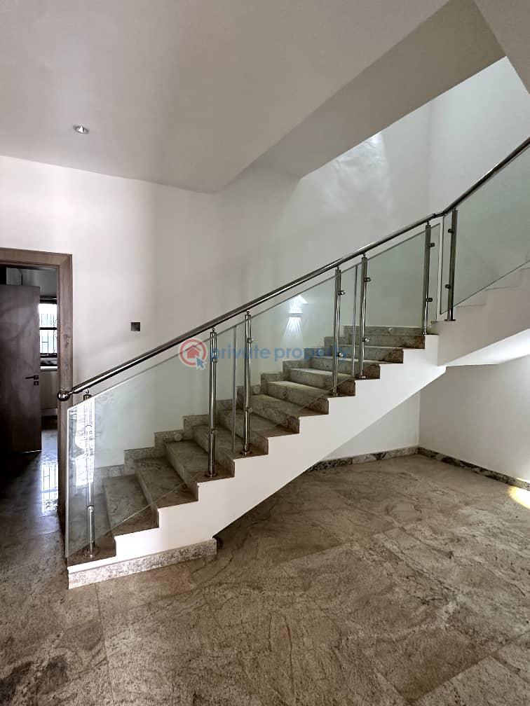 5 bedroom detached duplex with b.q - 3 5 bedroom Detached Duplex For Sale Jahi Abuja Phase 2  - 3