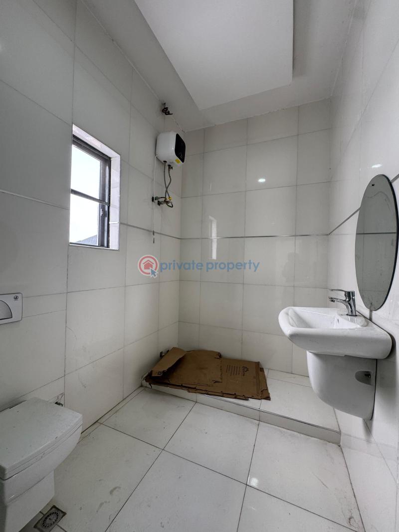 5 bedroom detached duplex with bq & a pool - 11 5 bedroom Detached Duplex For Sale Ajah Lagos - 11