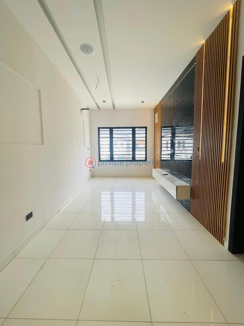 5 bedroom House For Sale Osapa Lekki Lagos - 8