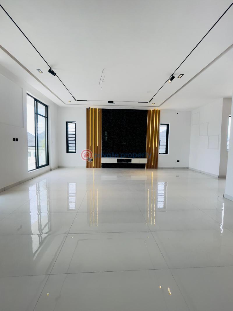 5 bedroom House For Sale Osapa Lekki Lagos - 1