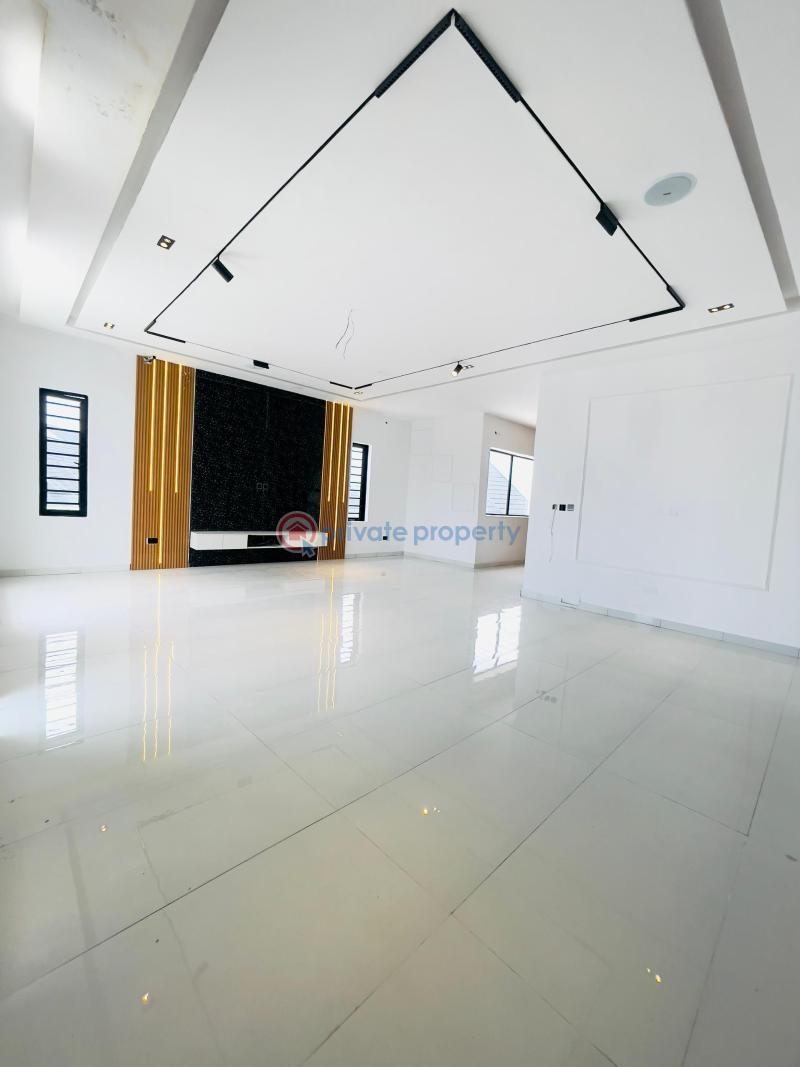 5 bedroom House For Sale Osapa Lekki Lagos - 5