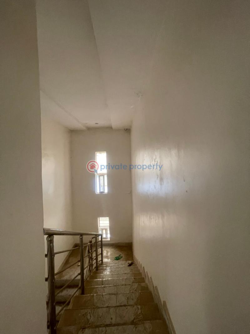 5 bedroom Detached Duplex For Sale Kukwuaba Abuja Phase 2  - 17