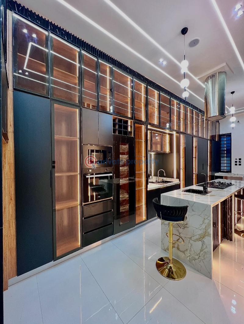 5 bedroom Detached Duplex For Sale 2nd Toll Chevron Drive Lekki Lagos - 5