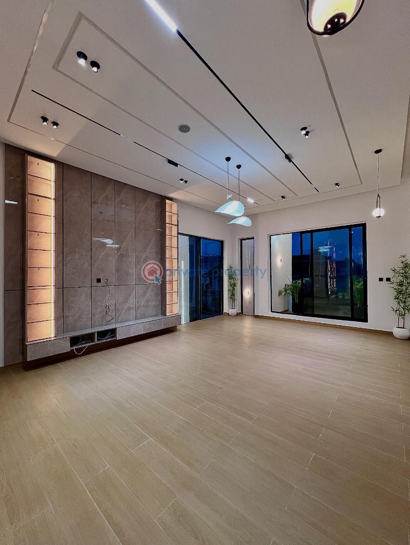 5 bedroom Detached Duplex For Sale 2nd Toll Chevron Drive Lekki Lagos - 3