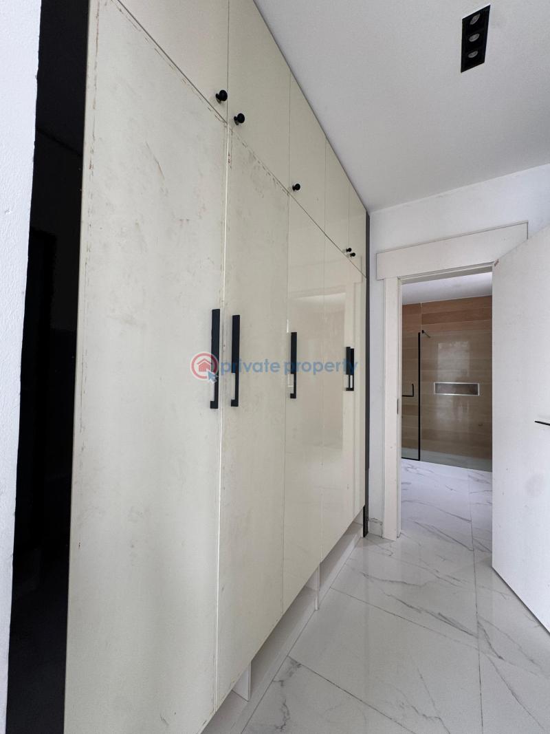 5 bedroom Detached Duplex For Sale Chevron Lekki Lagos - 3