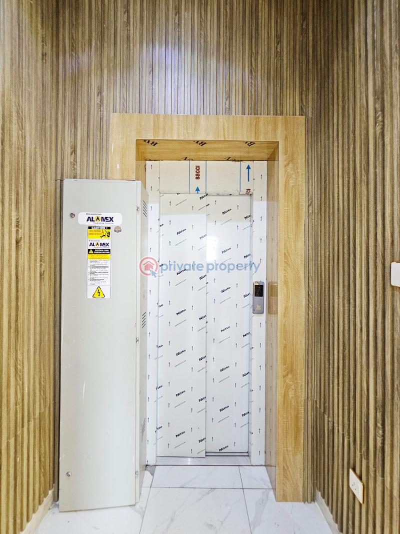 5 bedroom detached duplex with bq , gym, cinema & pool & elevator for sale - 39 5 bedroom Detached Duplex For Sale Ikota Lekki Lagos - 39