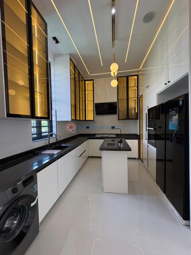 5 bedroom Detached Duplex For Sale Sangotedo Ajah Lagos - 3