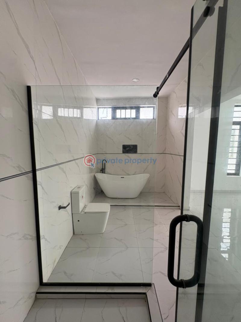 5 bedroom Detached Duplex For Sale Chevron Drive Lekki Lagos - 5