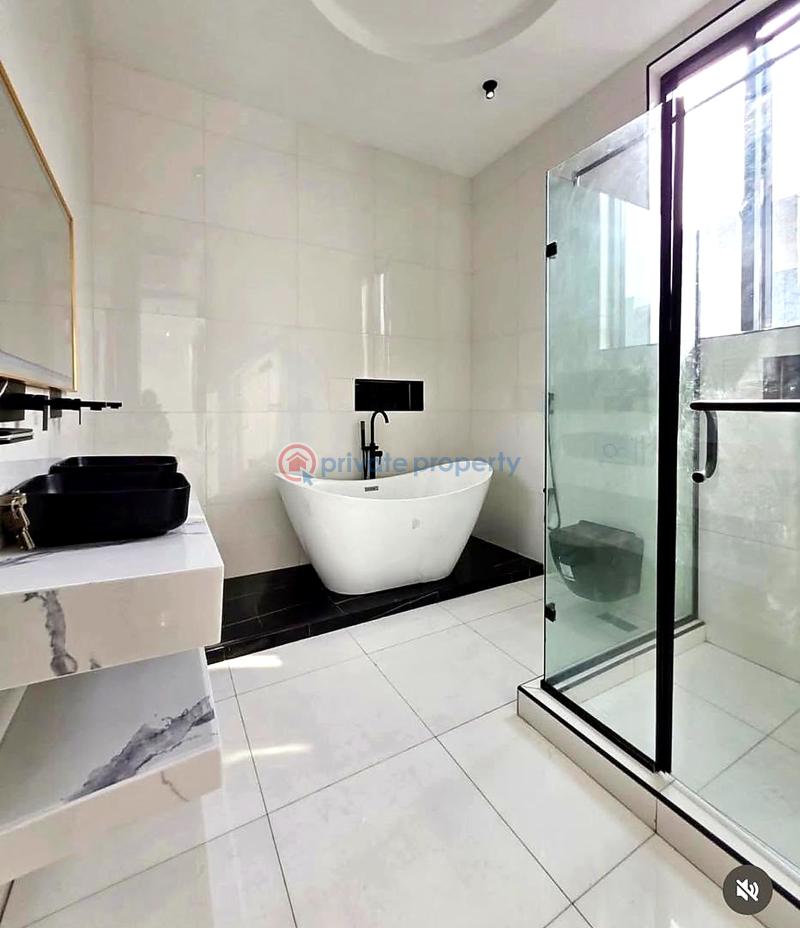 5 bedroom House For Sale Lekki Lagos - 3