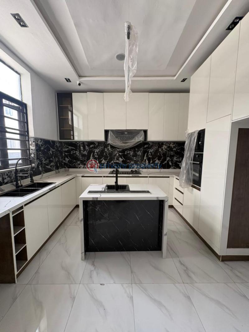 5 bedroom Detached Duplex For Sale Chevron Drive Lekki Lagos - 6