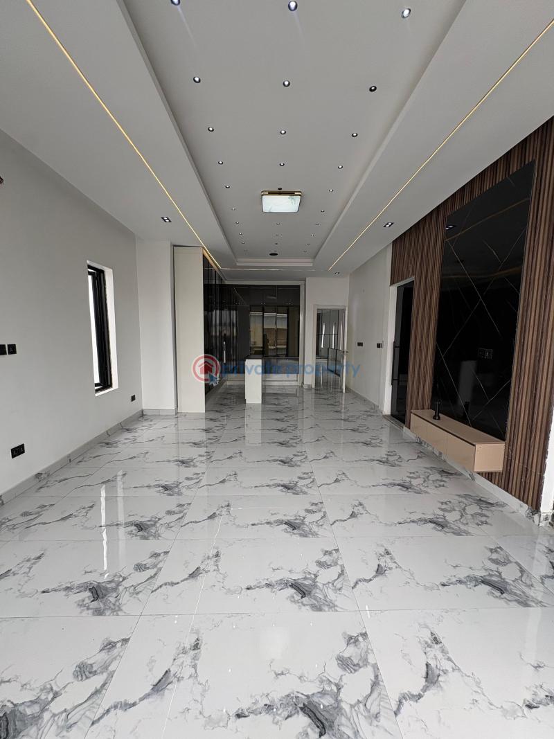5 bedroom Detached Duplex For Sale Ikota Lekki Lagos - 1