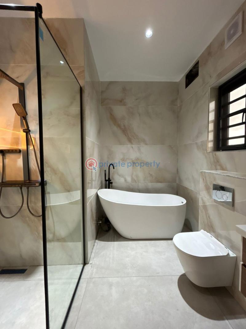 5 bedroom Detached Duplex For Rent Jakande Lekki Lagos - 1