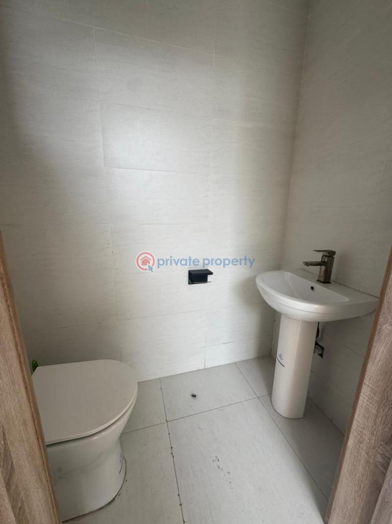 5 bedroom House For Rent Lekki Lagos - 8