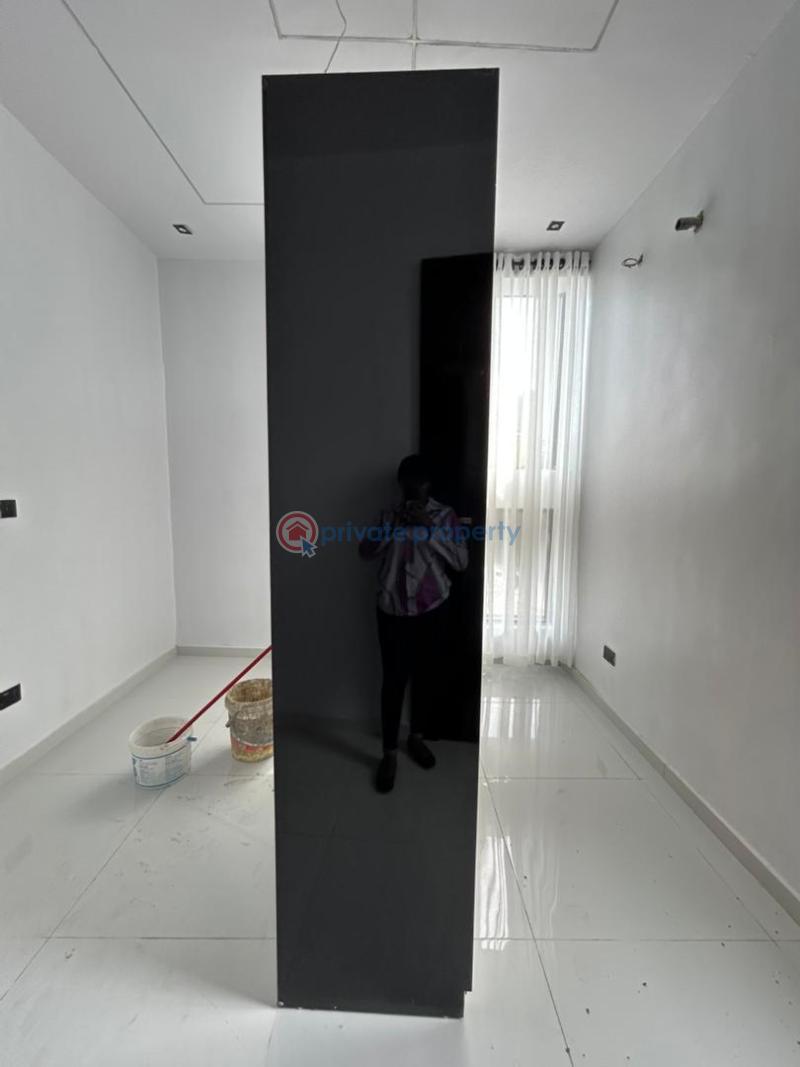 5 bedroom Detached Duplex For Sale Ologolo Lekki Lagos - 3