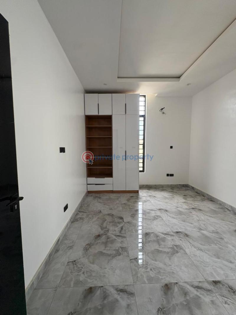 5 bedroom Detached Duplex For Sale Osapa Lekki Lagos - 1