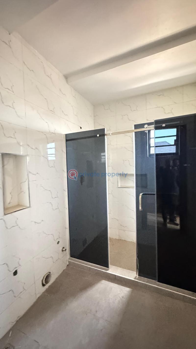 5 bedroom Detached Duplex For Sale Apo Abuja Phase 2  - 4