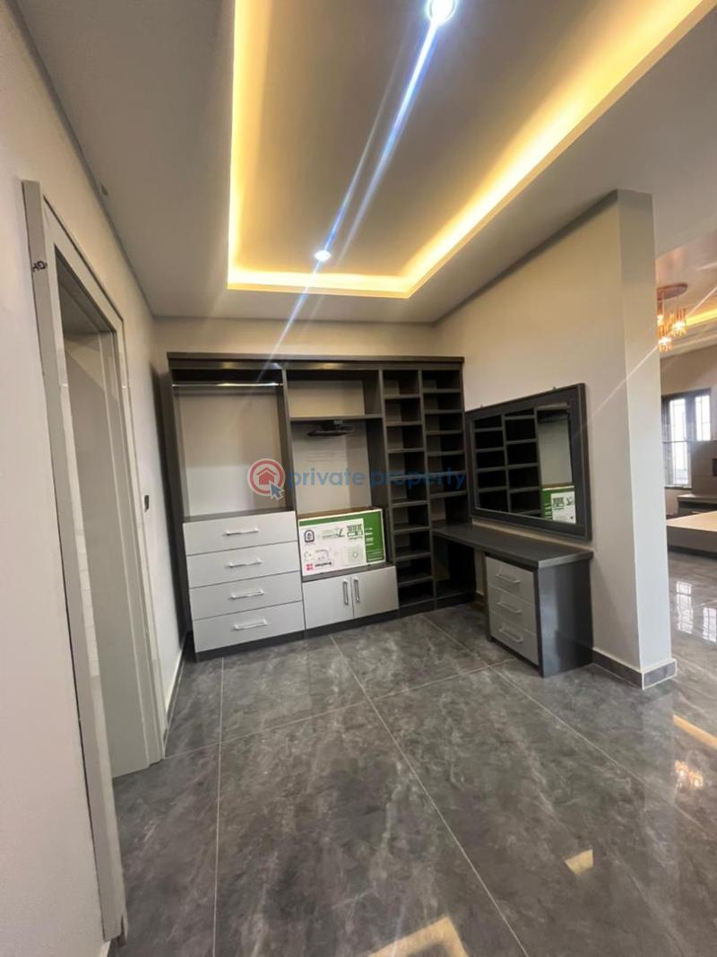 5 bedroom Detached Duplex For Sale Guzape Abuja Phase 1  - 6