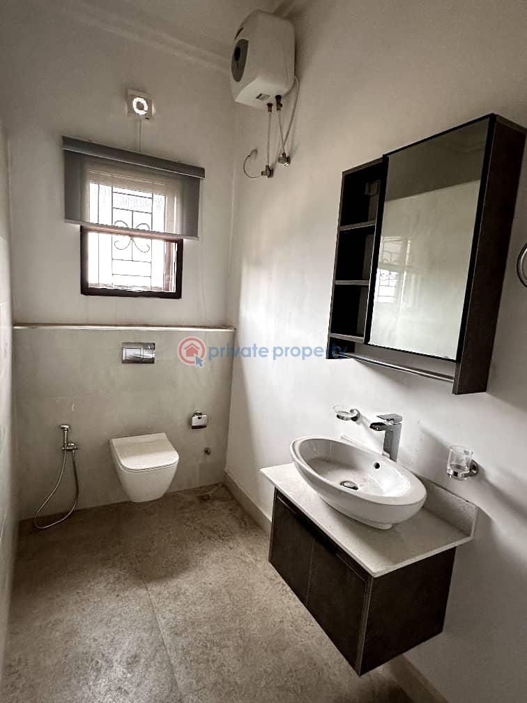 5 bedroom detached duplex with b.q - 5 5 bedroom Detached Duplex For Sale Jahi Abuja Phase 2  - 5