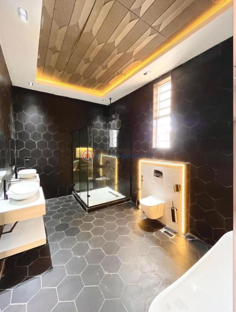 5 bedroom Detached Duplex For Sale Chevron Lekki Lagos - 5