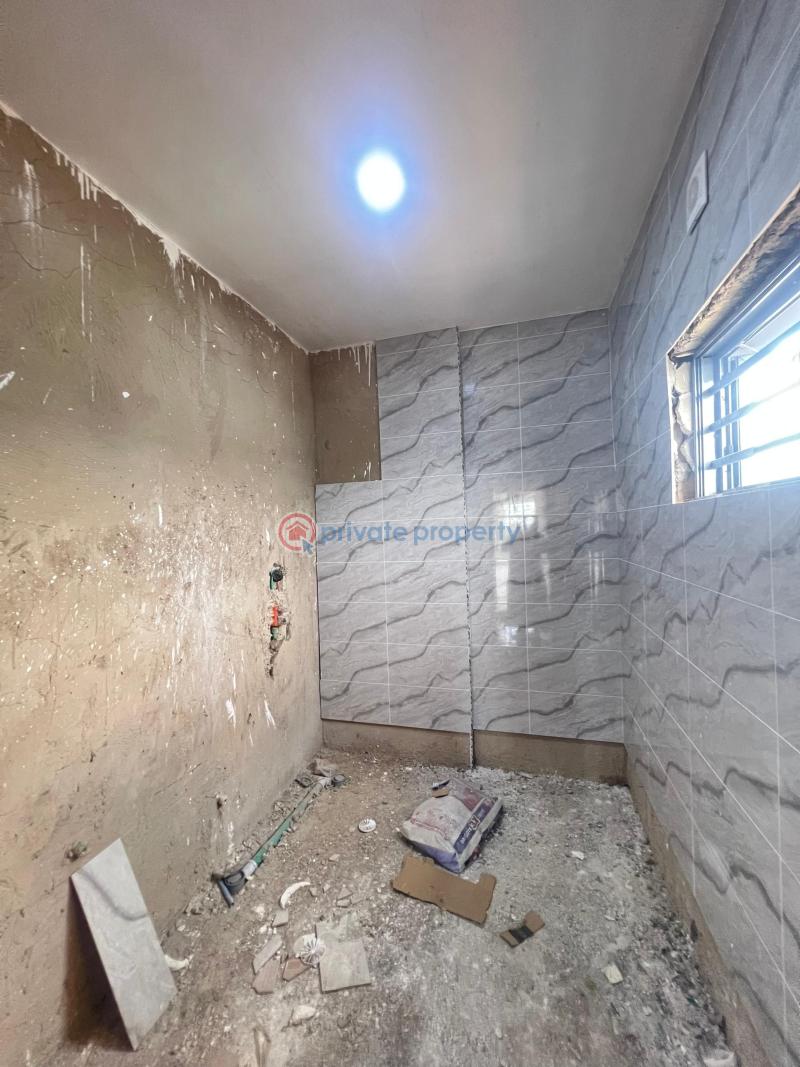 5 bedroom Detached Duplex For Sale Surulere Lagos - 4