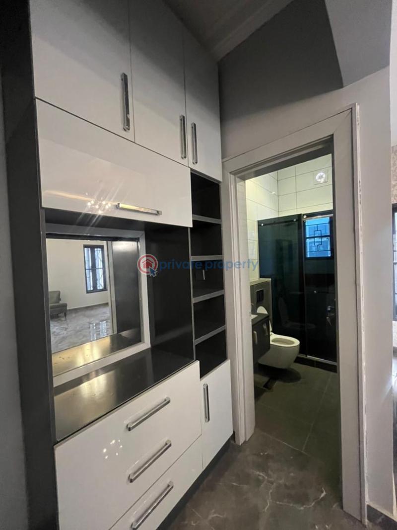 5 bedroom Detached Duplex For Sale Guzape Abuja Phase 1  - 5