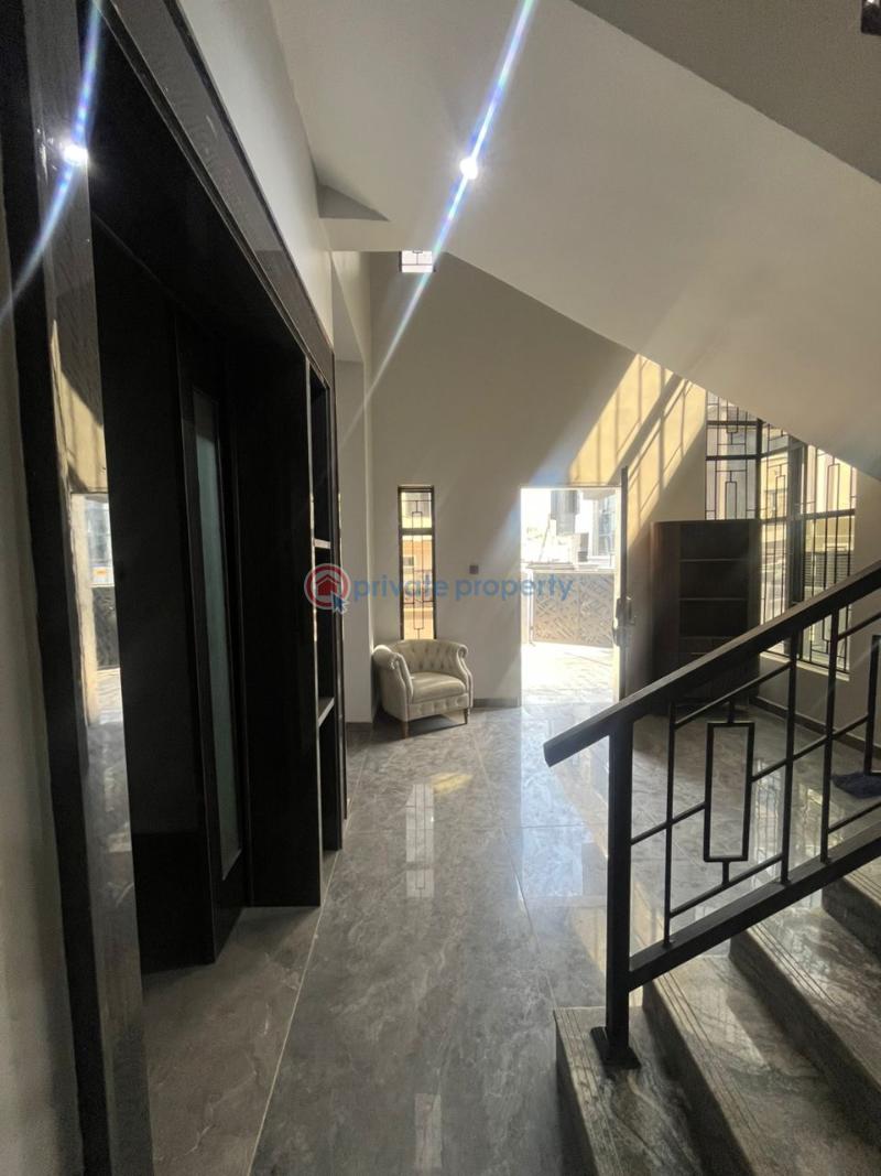 5 bedroom Detached Duplex For Sale Guzape Abuja Phase 1  - 3