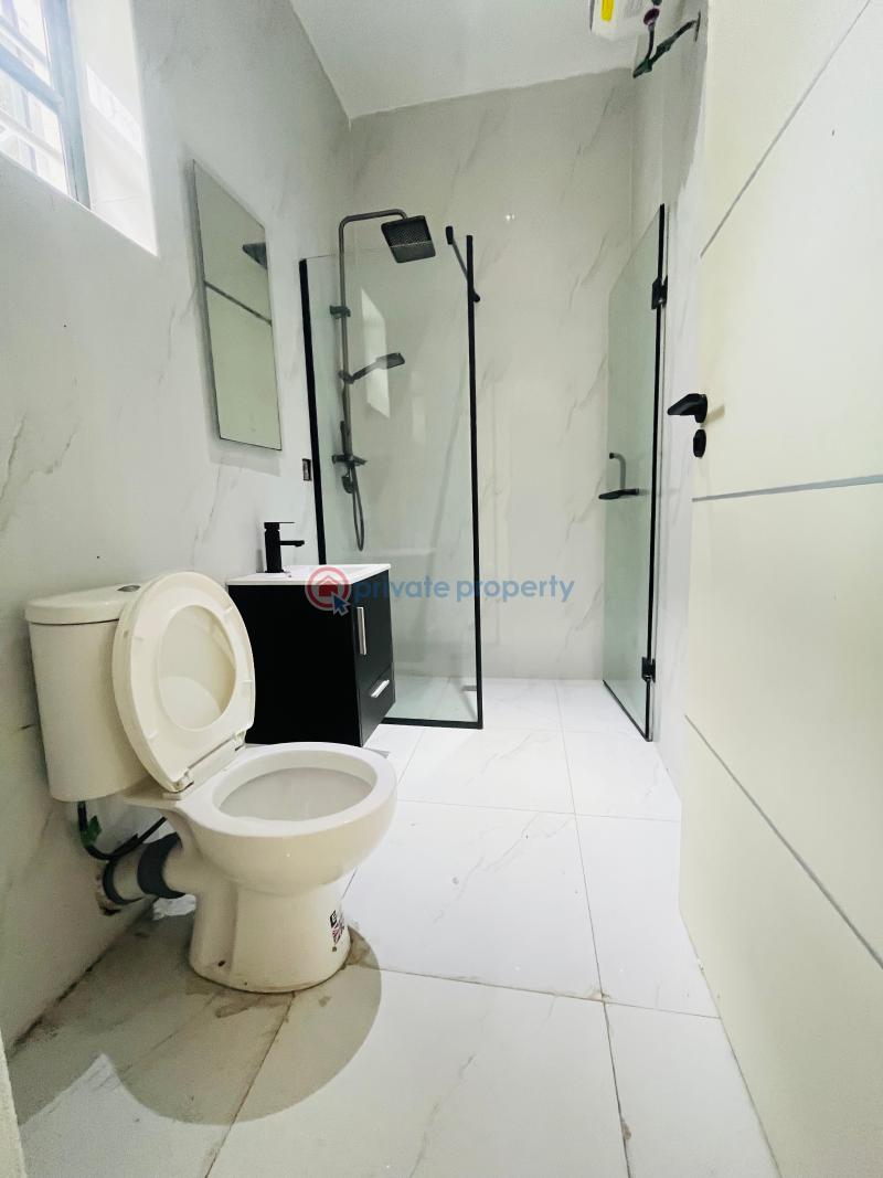 5 bedroom Detached Duplex For Sale Chevron Lekki Lagos - 7