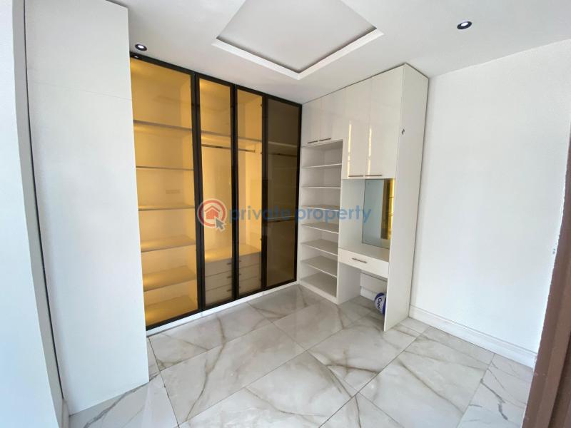 5 bedroom Detached Duplex For Sale Chevron Lekki Lagos - 10