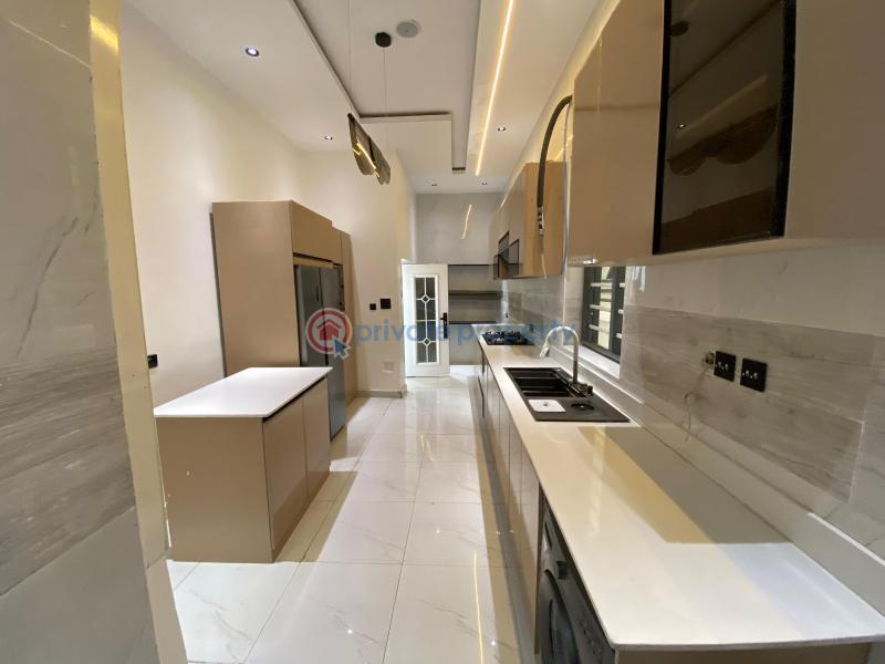 5 bedroom Detached Duplex For Sale Chevron Lekki Lagos - 2