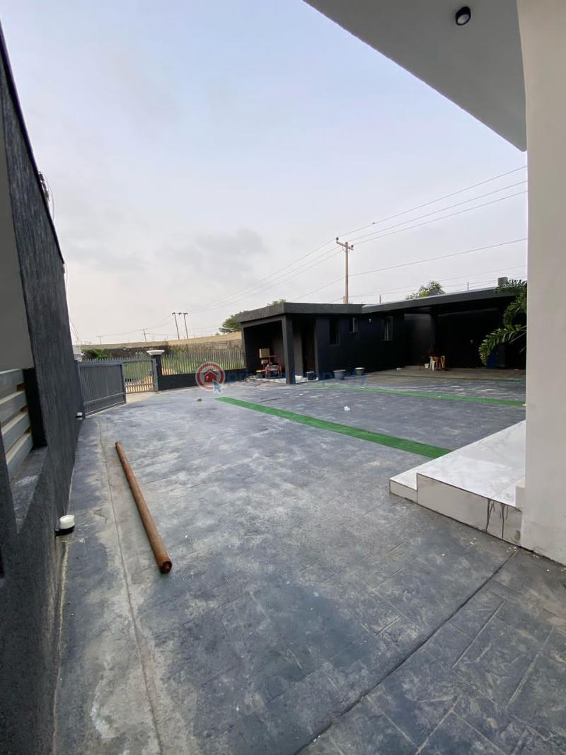 5 bedroom Detached Duplex For Sale Osapa Lekki Lagos - 16